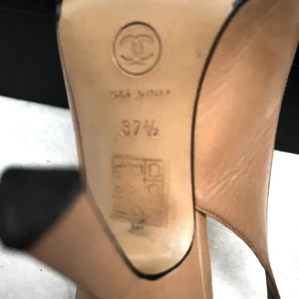 Rare! Auc CHANEL Two tone Flowers Slingback Heels IT 7,5 US 7,5